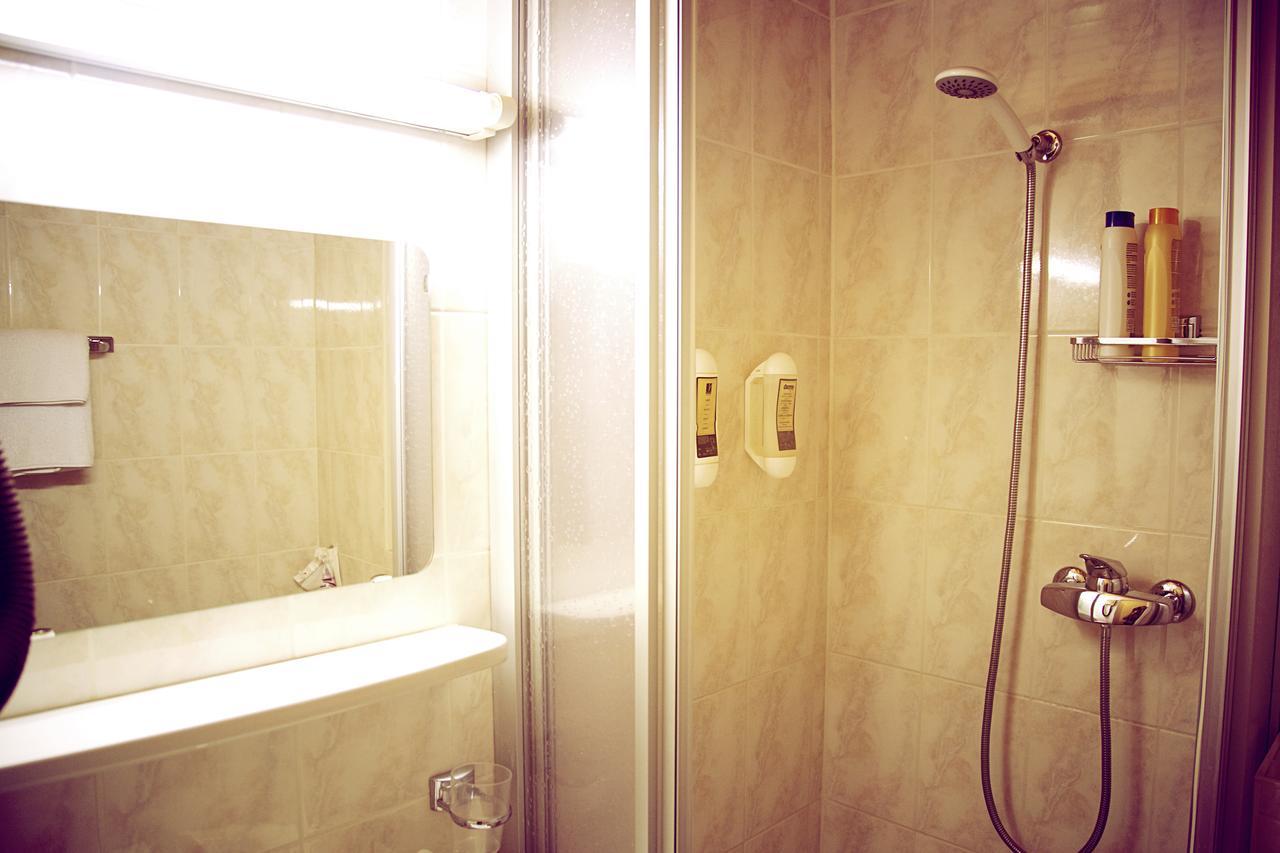 ז'נבה Hotel Leprince מראה חיצוני תמונה